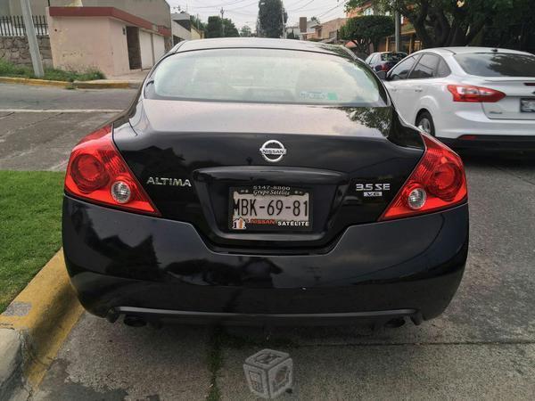 Altima coupe impecable -08