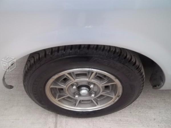Datsun unico dueño -83