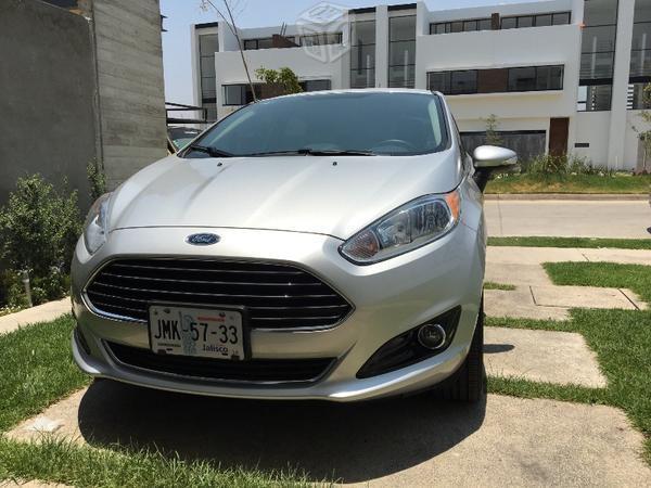 Ford fiesta titanium 2016