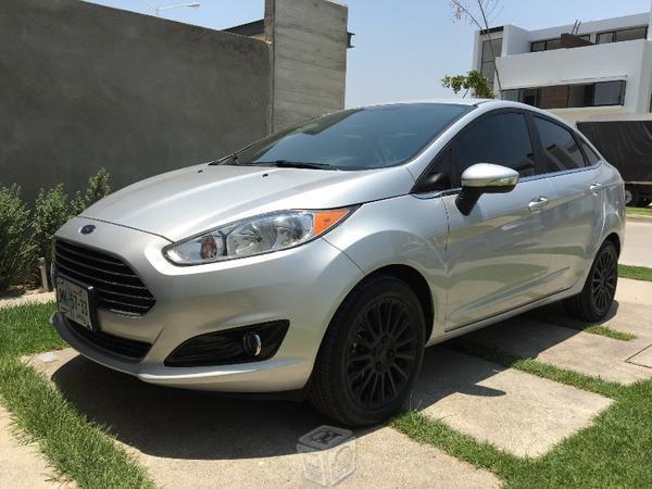 Ford fiesta titanium 2016