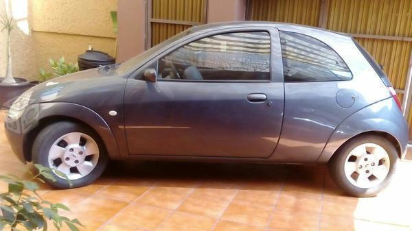 Excelente ford ka -03