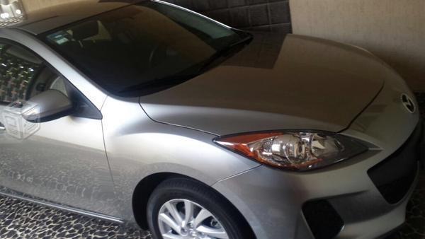 Mazda impecable