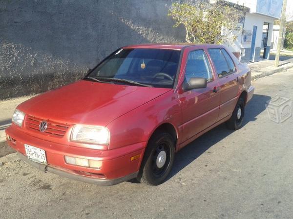 Bonito e impecable jetta standart clima -97