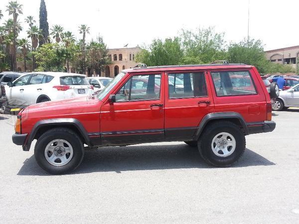 Jeep Cherokee Sport , Automatica, 6 cil -93