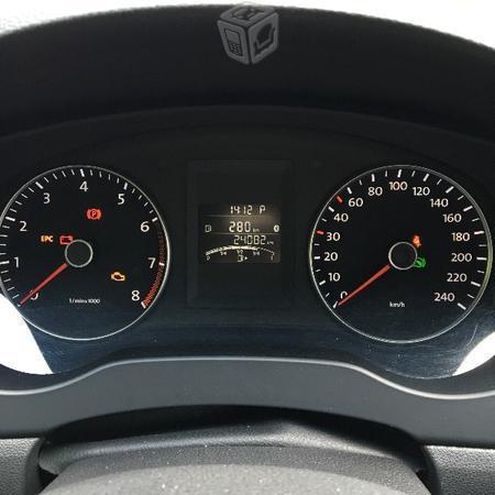 JETTA SPORT SIST NAVEGACIÓN 24,000km -13