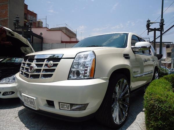 Cadillac Escalade Socio Anca -10