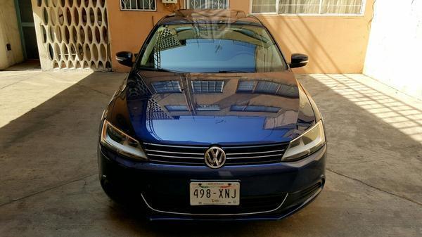 Jetta mk6 style active 2.5 seminuevo p/c -11