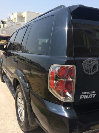 Vendo camioneta Honda pilot -06