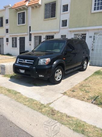 Vendo camioneta Honda pilot -06