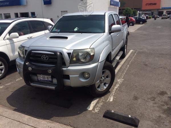 Tacoma trd impecable -09
