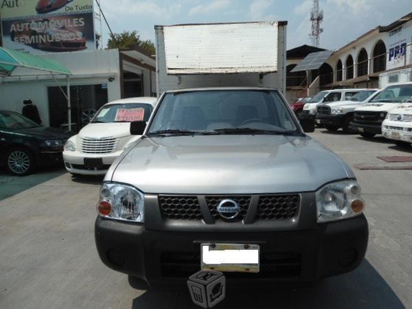 Nissan NP300 T/M DH -09