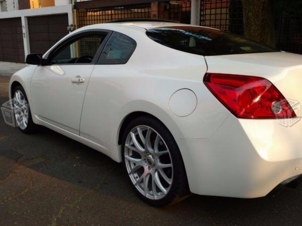 Altima Coupe impecable -08