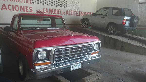 Hermosa ford f100 clasica -79