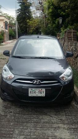 Hyundai i10 con aire impecable -12