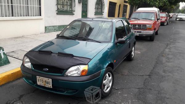 Fiesta Hatchback, impecable -01