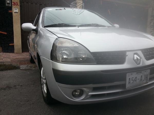 Clio bonito -05