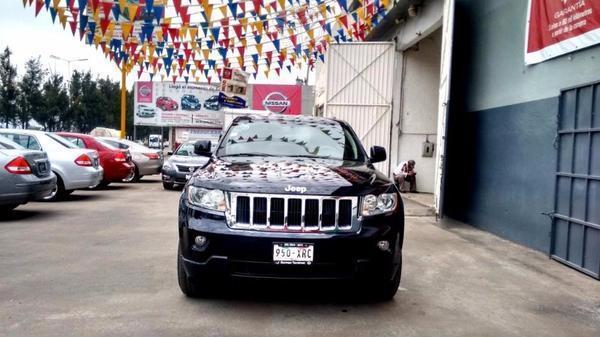 Jeep Cherokee Laredo 6 Cil -11