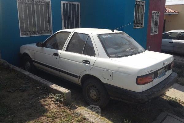 Nissan Tsuru sin adeudos -93