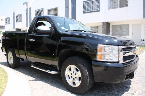 Cheyenne silverado impecable fact agencia