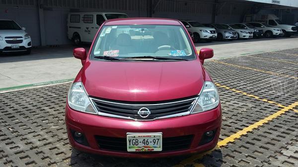 Nissan tiida emotion -11