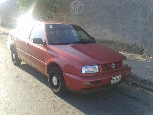 Conservado y bonito jetta cl standart clima -97