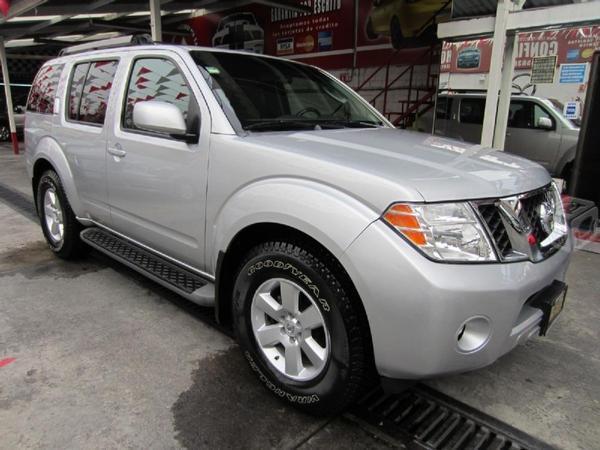 Nissan Pathfinder 5p SE 4x2 aut tela Comfort -08