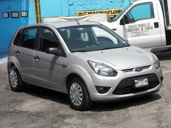 Ford ikon ambiente std -12