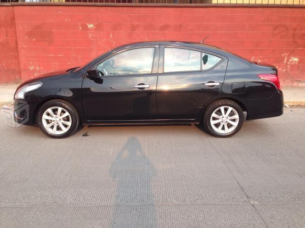 Nissan Versa Advance -15