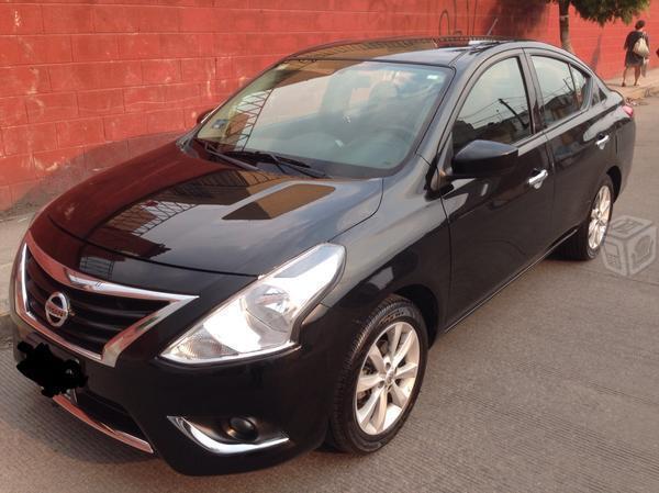 Nissan Versa Advance -15