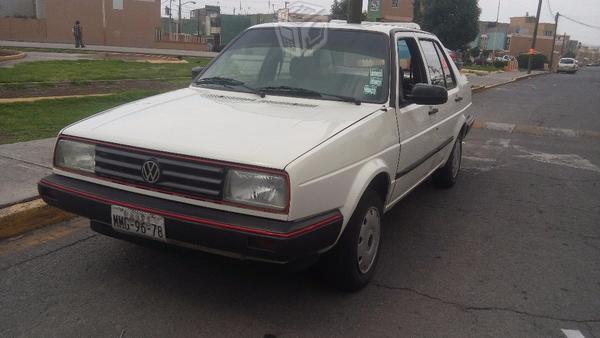 Excelente jetta -90