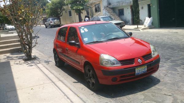 Renault clio 2005