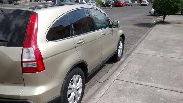 CRV Honda muy buen trato -08