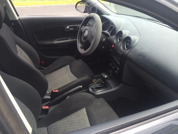 Seat Ibiza Versión 5p 1.6, lts, 6 velocidades -08