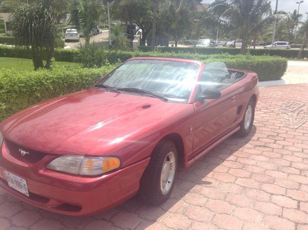Ford Mustang Convertible Automatico V6 A/A Rojo -95
