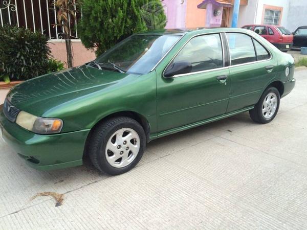 Sentra Impecable -99