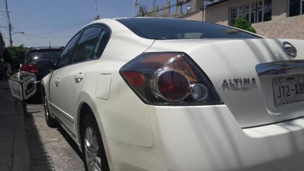 Altima seminuevo -10