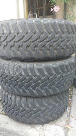 Llantas Toyo M/T camionetas lobo hummers etc