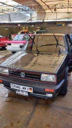 Bonito Jetta en buen estado -90