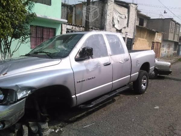 Ram 2500 04 kingkab y audi a4 para reparar v/c -04