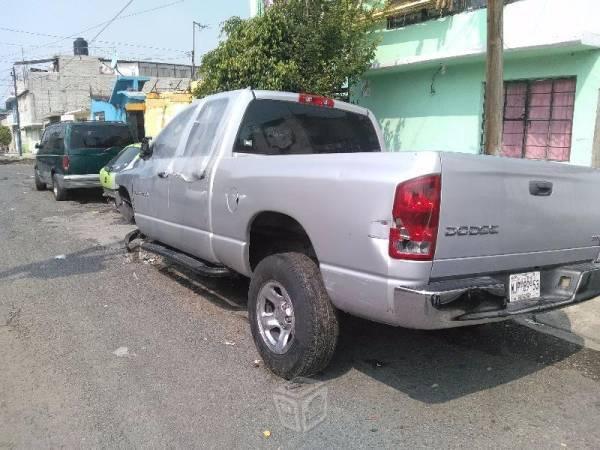 Ram 2500 04 kingkab y audi a4 para reparar v/c -04