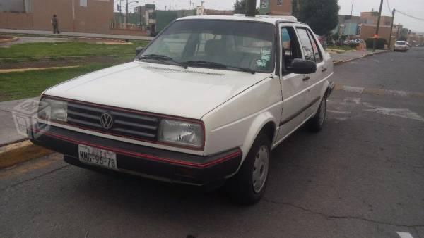 Excelente jetta -90