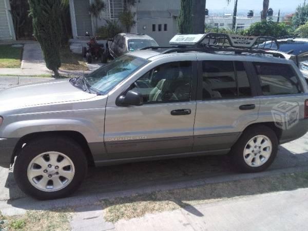 Gran cherokee v6 de lujo -01