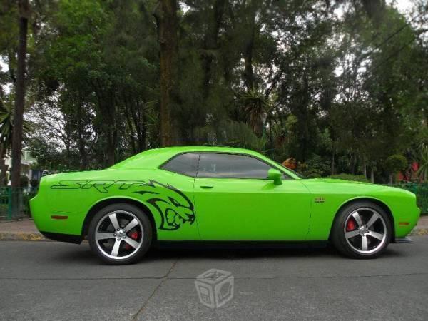 Dodge challenger srt-8 hellcat -13