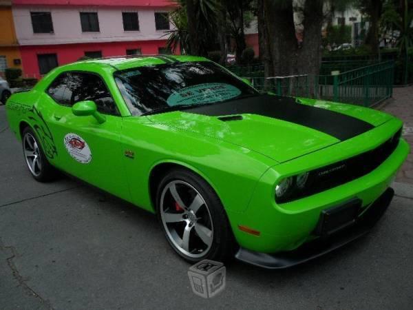 Dodge challenger srt-8 hellcat -13