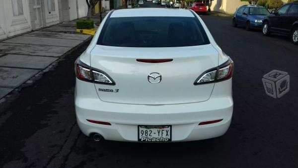 Mazda 3 blanco perla -12