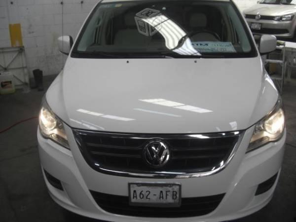 Volkswagen Routan 5p Exclusive Tiptronic -09