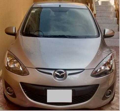 Mazda 2 - 5p Touring automático - -12