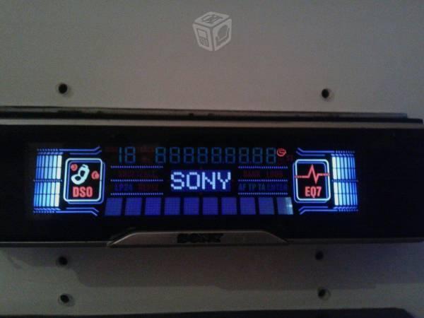 Estéreo Sony con su control remoto