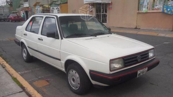 Excelente jetta -90