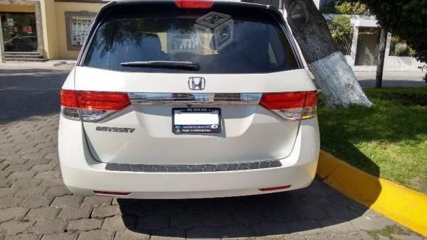 Honda Odyssey EX Para viajar con la familia -14